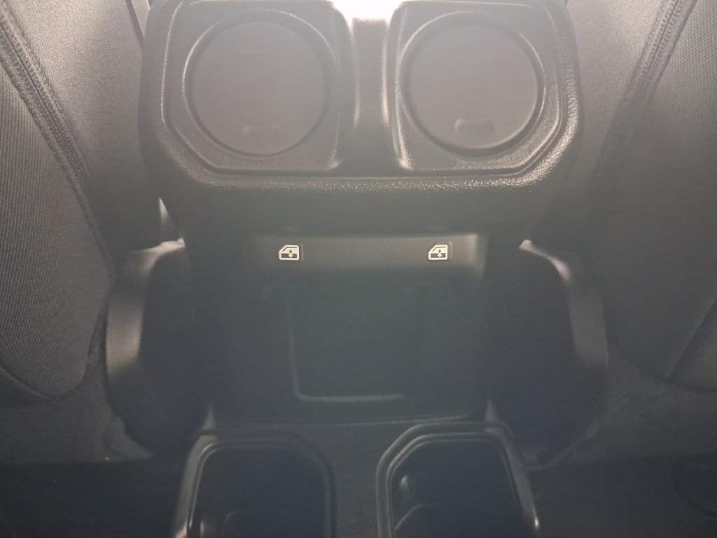 Used 2018 Red Jeep Unlimited Sport S image 26