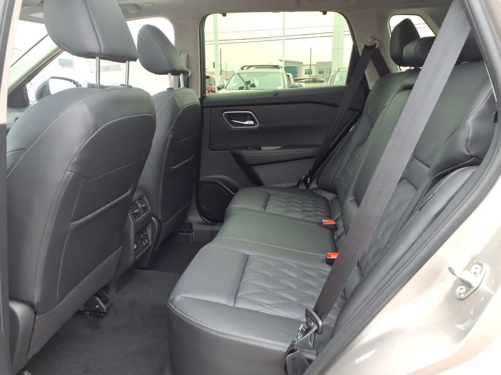 2026 Nissan Rogue Platinum Silver at Robbins Nissan