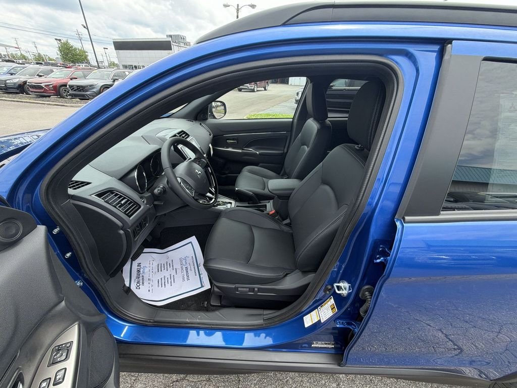 New 2026 Blue Mitsubishi 2.4 SEL image 11