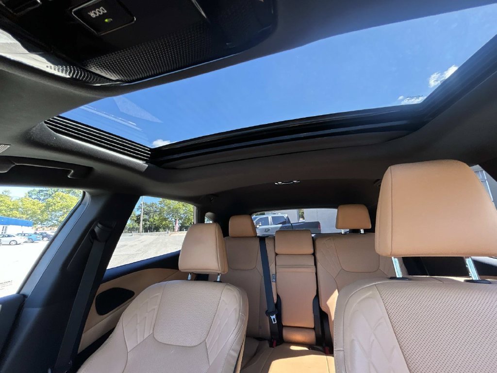 Used 2023 Black Lexus 350 Premium image 33