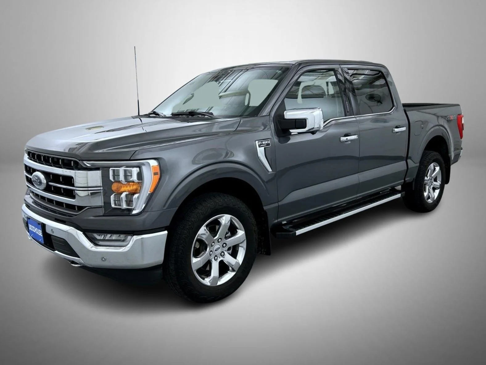 Used 2023 Gray Ford Lariat image 1