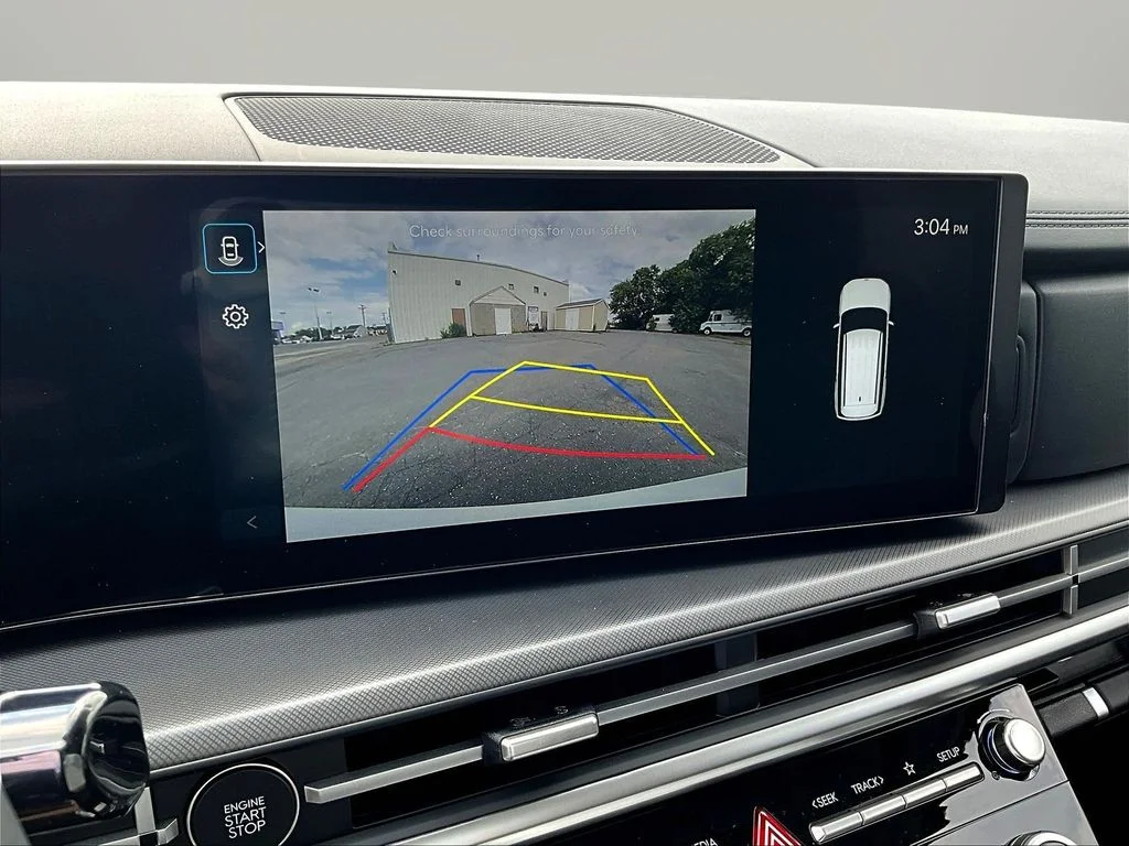 New 2026 White Hyundai SE image 21