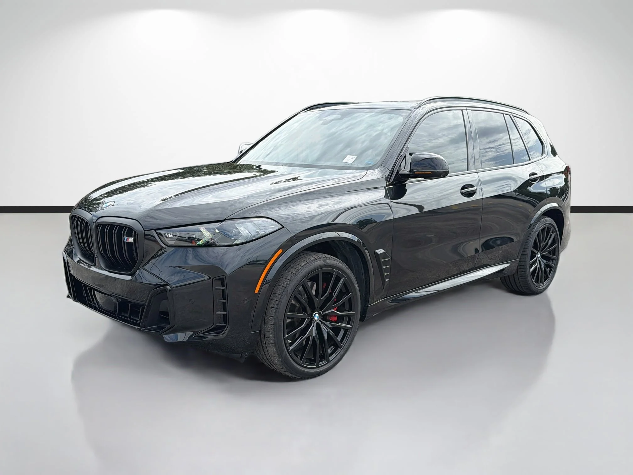 Used 2025 Black Sapphire Metallic BMW M60i image 7