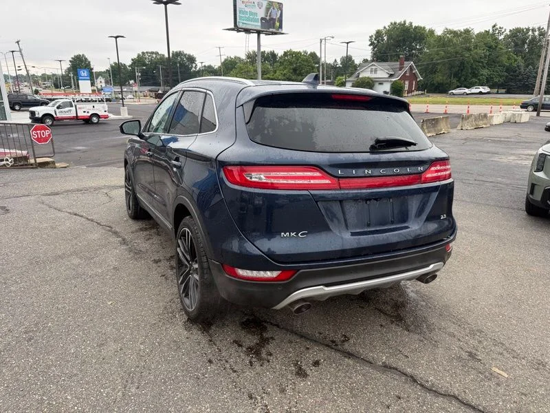 Used 2017 Black Lincoln Reserve image 6
