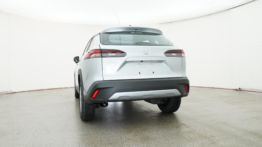 New 2026 Sonic Silver Toyota L image 10