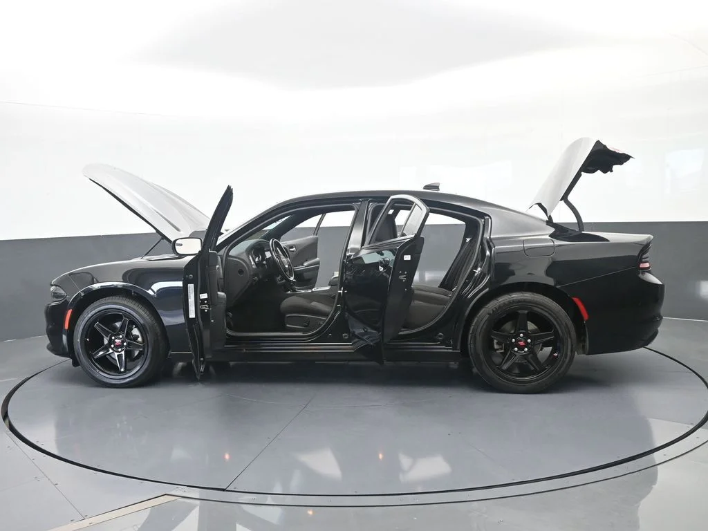 Used 2023 Pitch Black Clearcoat Dodge SXT image 66