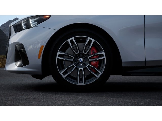 New 2027 Brooklyn Grey Metallic BMW 530i image 7