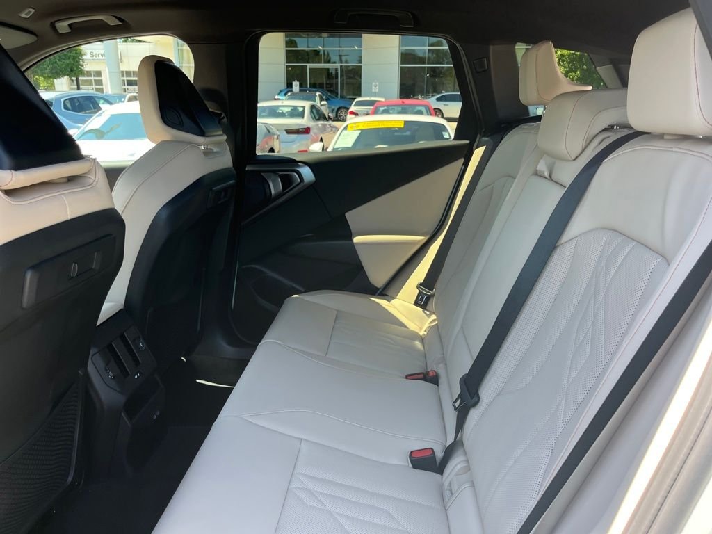 2026 BMW X3 30 - Photo 28