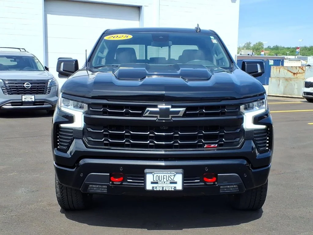 Used 2025 Black Chevrolet LT Trail Boss image 10