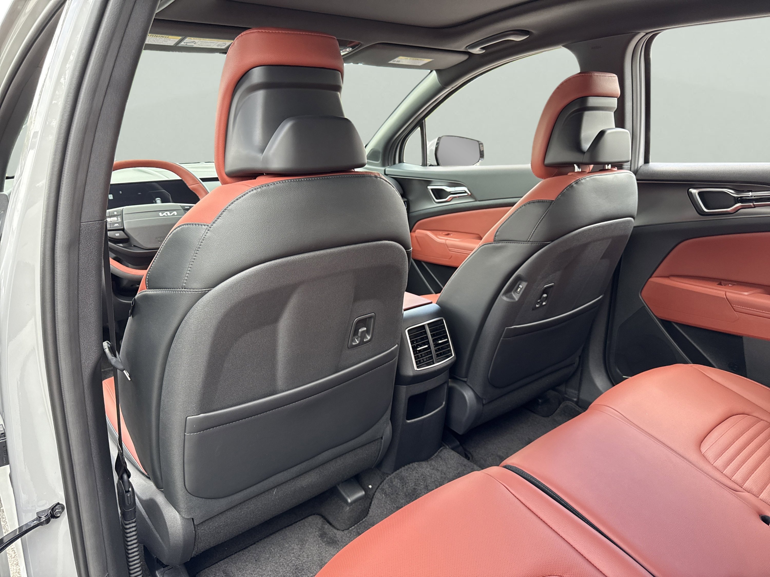 New 2026 Wolf Gray Kia SX Prestige image 24