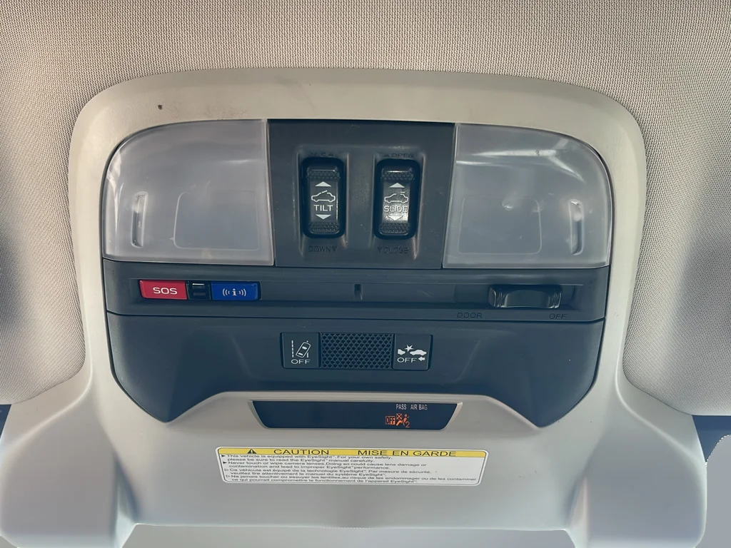 Used 2018 Gray Subaru 2.0i Limited image 27
