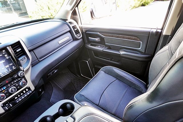 Used 2021 Silver Ram Laramie image 32