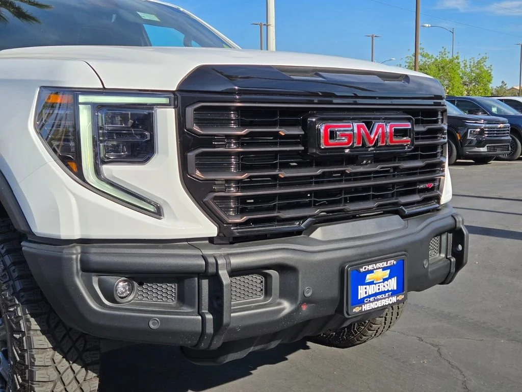Used 2025 Summit White GMC AT4X image 8