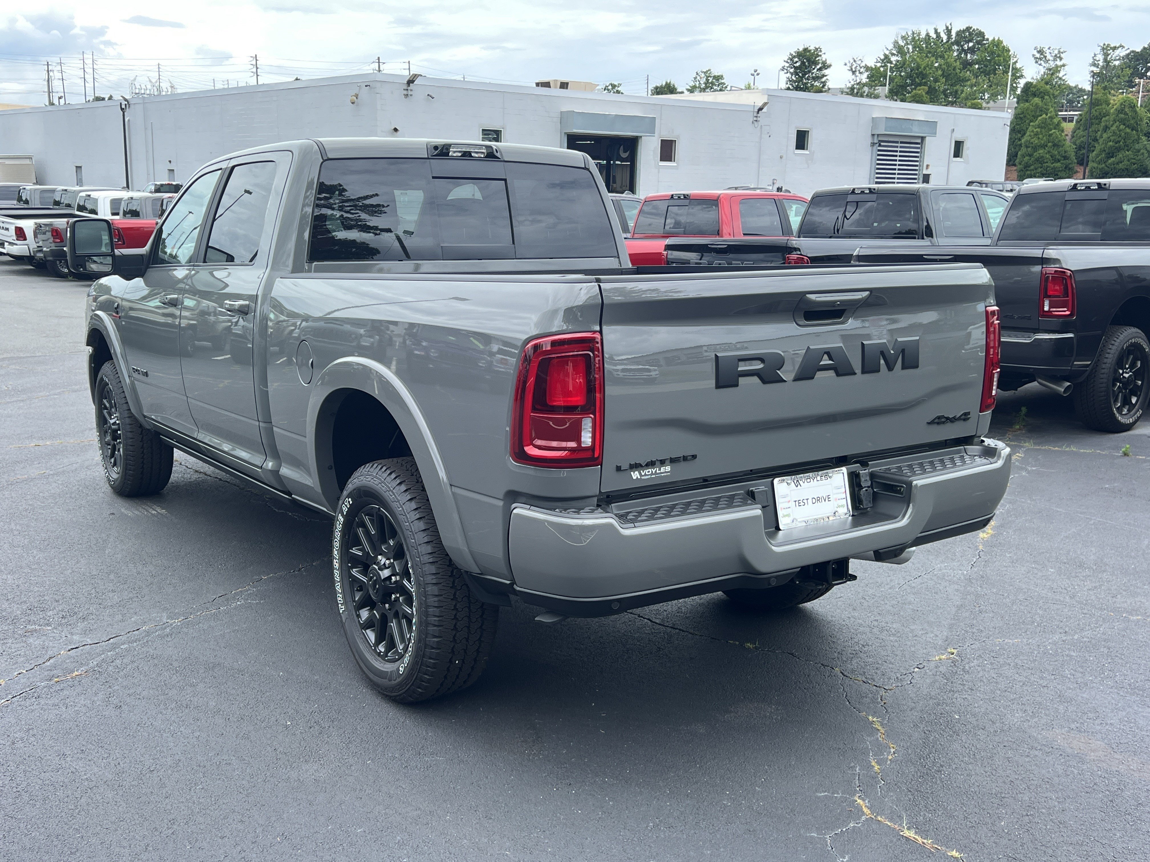 New 2026 Ceramic Gray Clearcoat Ram Limited image 6