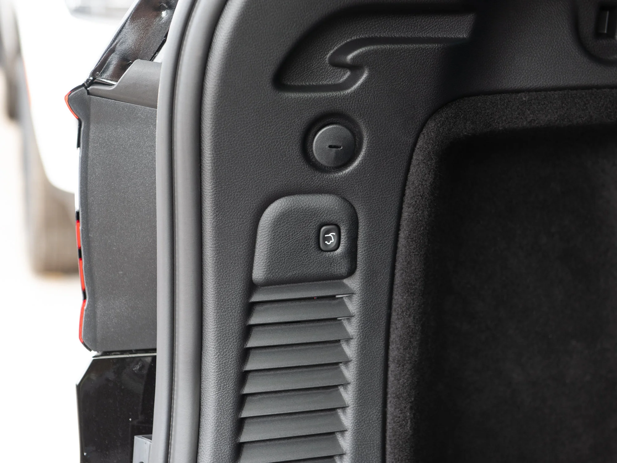 New 2026 Black Dodge GT Premium* HEMI V8 AWD image 27