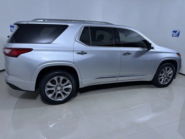 Used 2020 Silver Ice Metallic Chevrolet Premier image 8