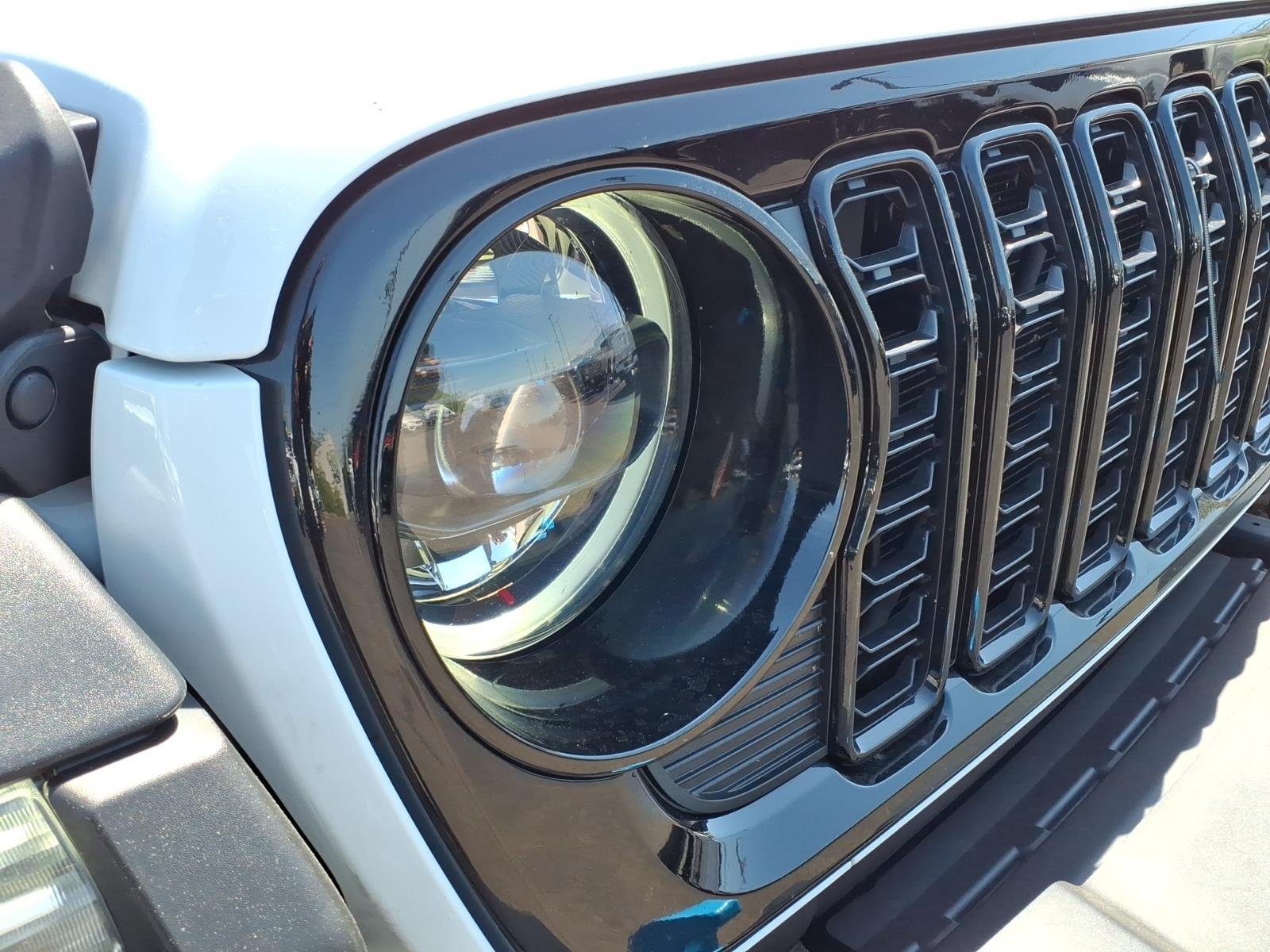 Used 2024 White Jeep Willys 4xe image 11