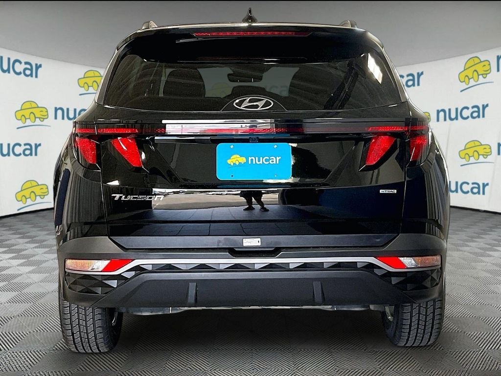 Used 2024 Black Hyundai SEL image 5