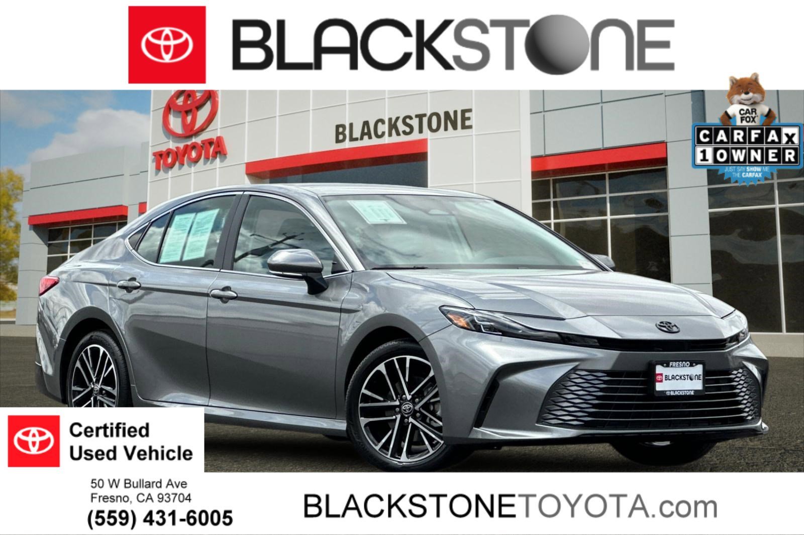 2026 Toyota Camry XLE Hybrid's photo