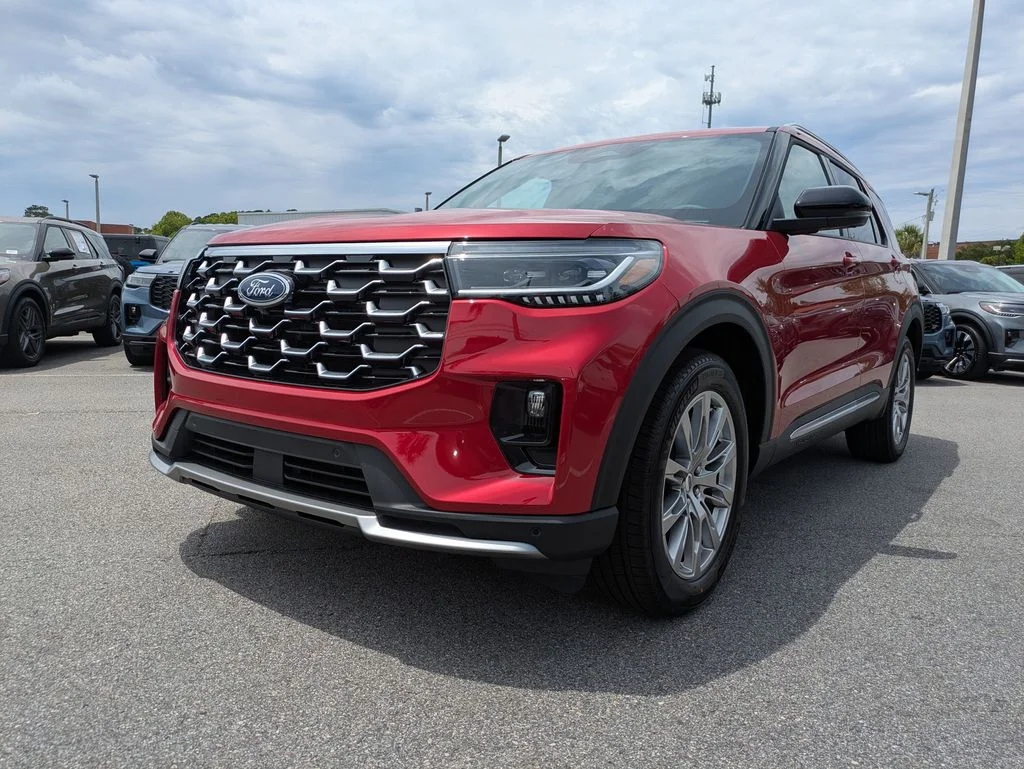 New 2026 Rapid Red Metallic Tinted Clearcoat Ford Platinum image 8
