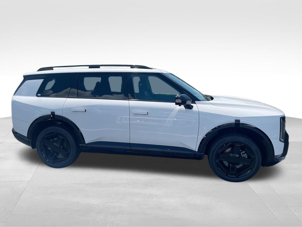 New 2027 Glacial White Pearl Kia X-Line SX image 9