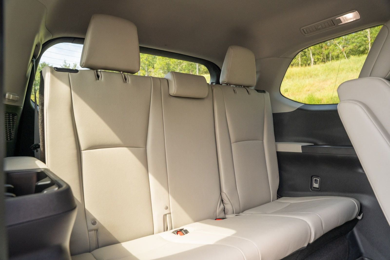Certified Used 2025 Beige Toyota XLE image 18