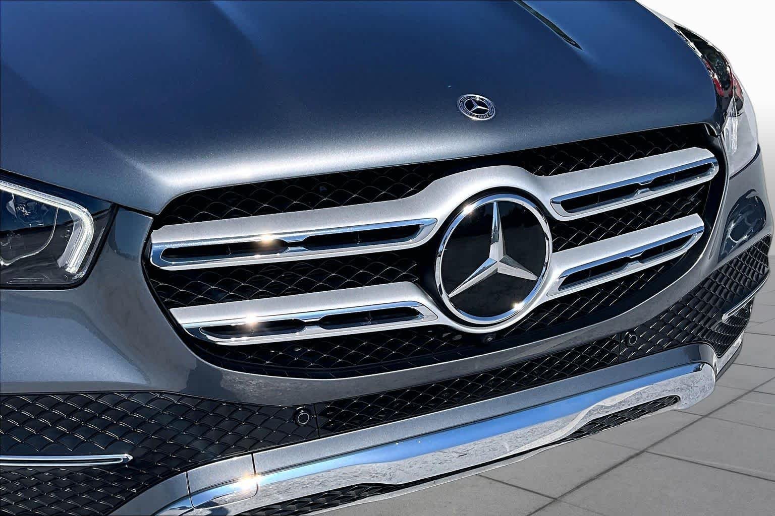 Used 2022 Selenite Grey Metallic Mercedes-Benz GLE 350 image 29