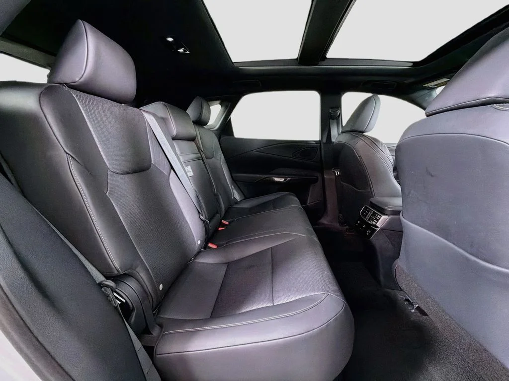 Used 2023 White Lexus 350 Premium Plus image 29