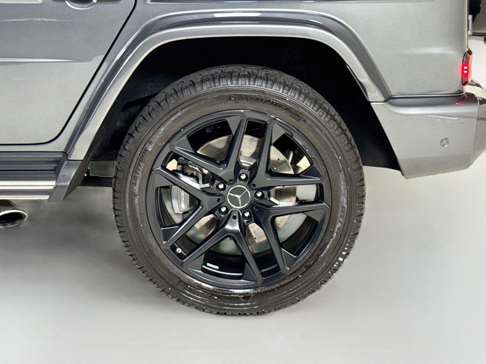 Used 2021 designo Graphite Metallic Mercedes-Benz AMG® G 63 | Carbon Trim | Only 7K Miles image 40