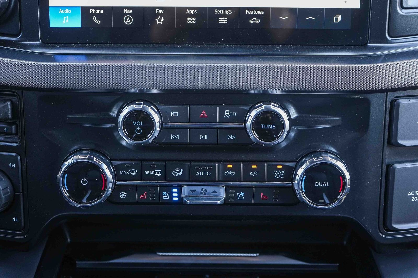 New 2026 Avalanche Ford F-250® Platinum® image 14