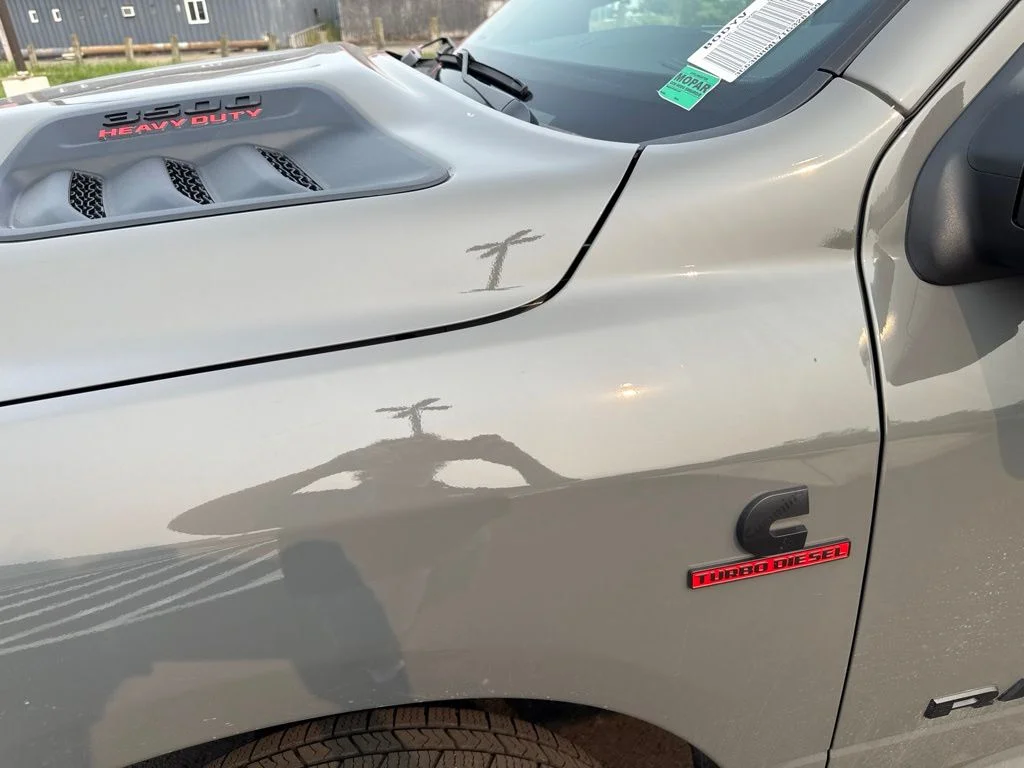 New 2026 Ceramic Gray Clear-Coat Exterior Paint RAM LARAMIE image 13
