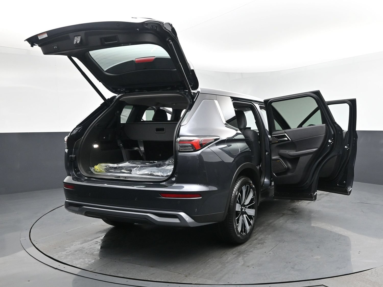 New 2026 Gray Mitsubishi SE 1.5T 2WD image 23