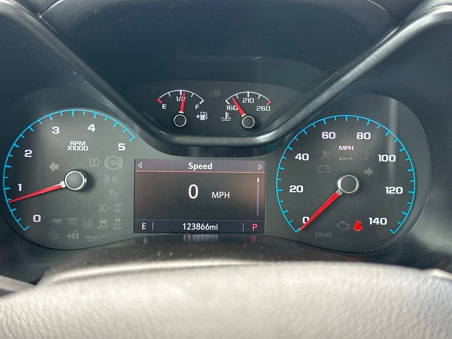 Used 2019 Summit White Chevrolet Z71 with Trailering Package - Bed Liner - Skid Plate Package - Off-Road Sport Bar - Premium Sound image 31