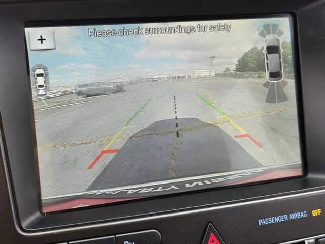 Used 2018 Black Ford Platinum image 21