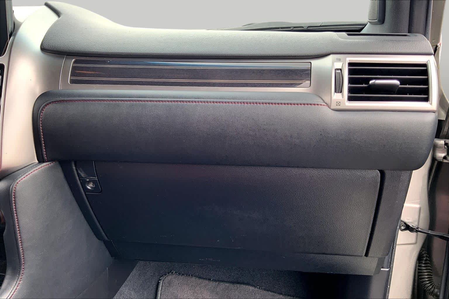 Used 2023 Atomic Silver Lexus Premium image 18