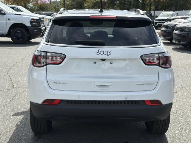 Used 2025 White Jeep Limited image 4