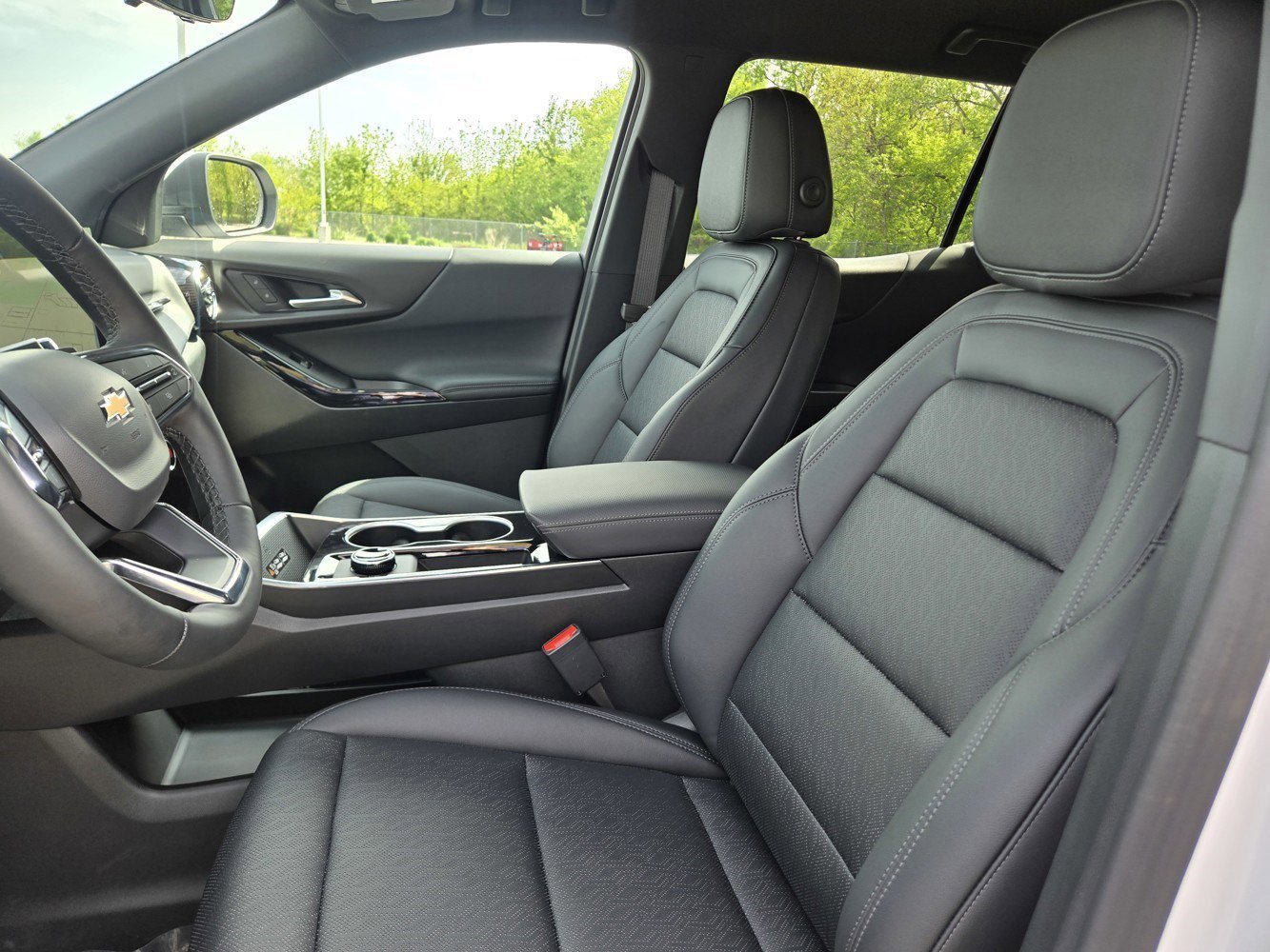 2026 Chevrolet Equinox LT - Photo 16
