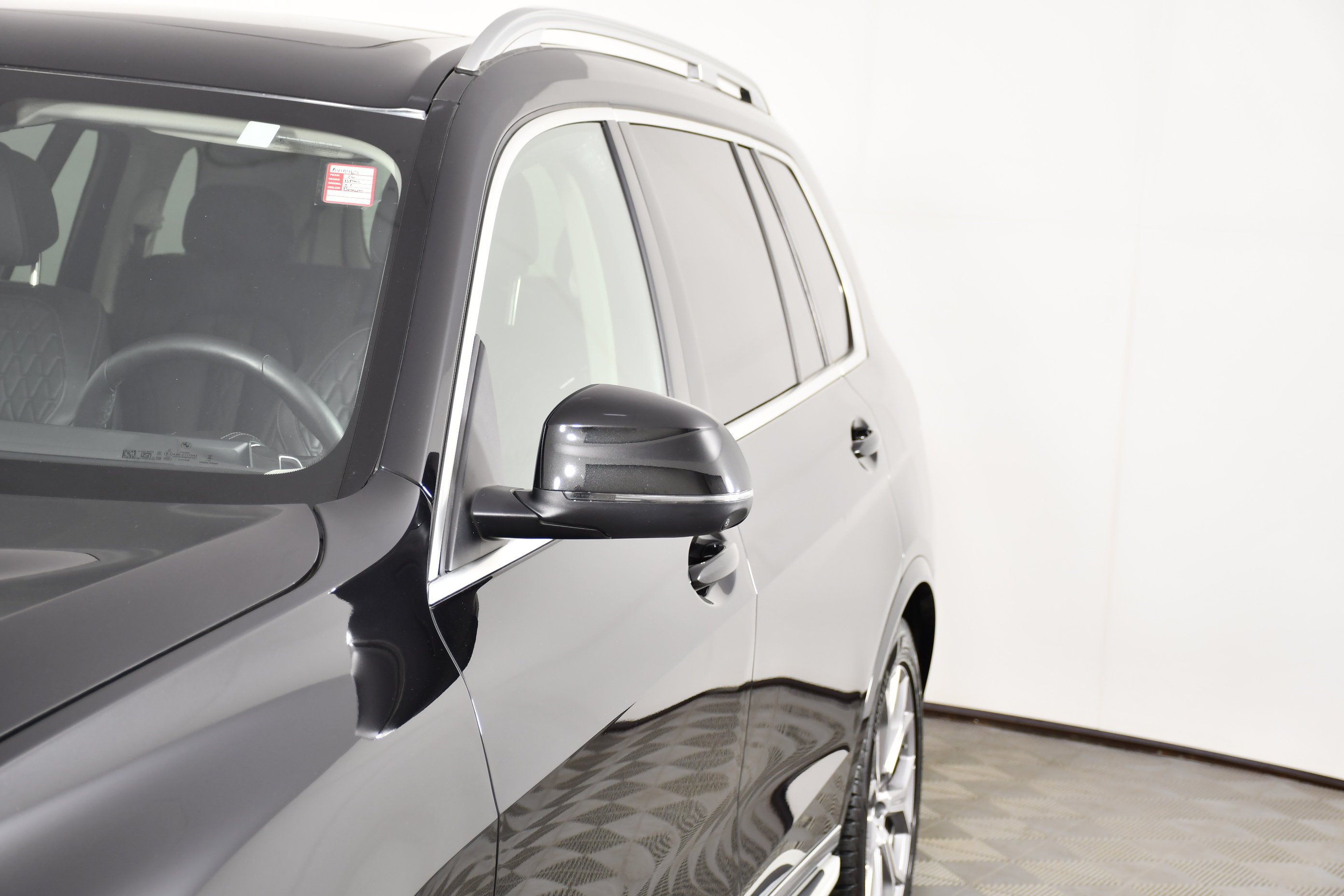 Used 2026 Black Sapphire Metallic BMW xDrive40i image 13