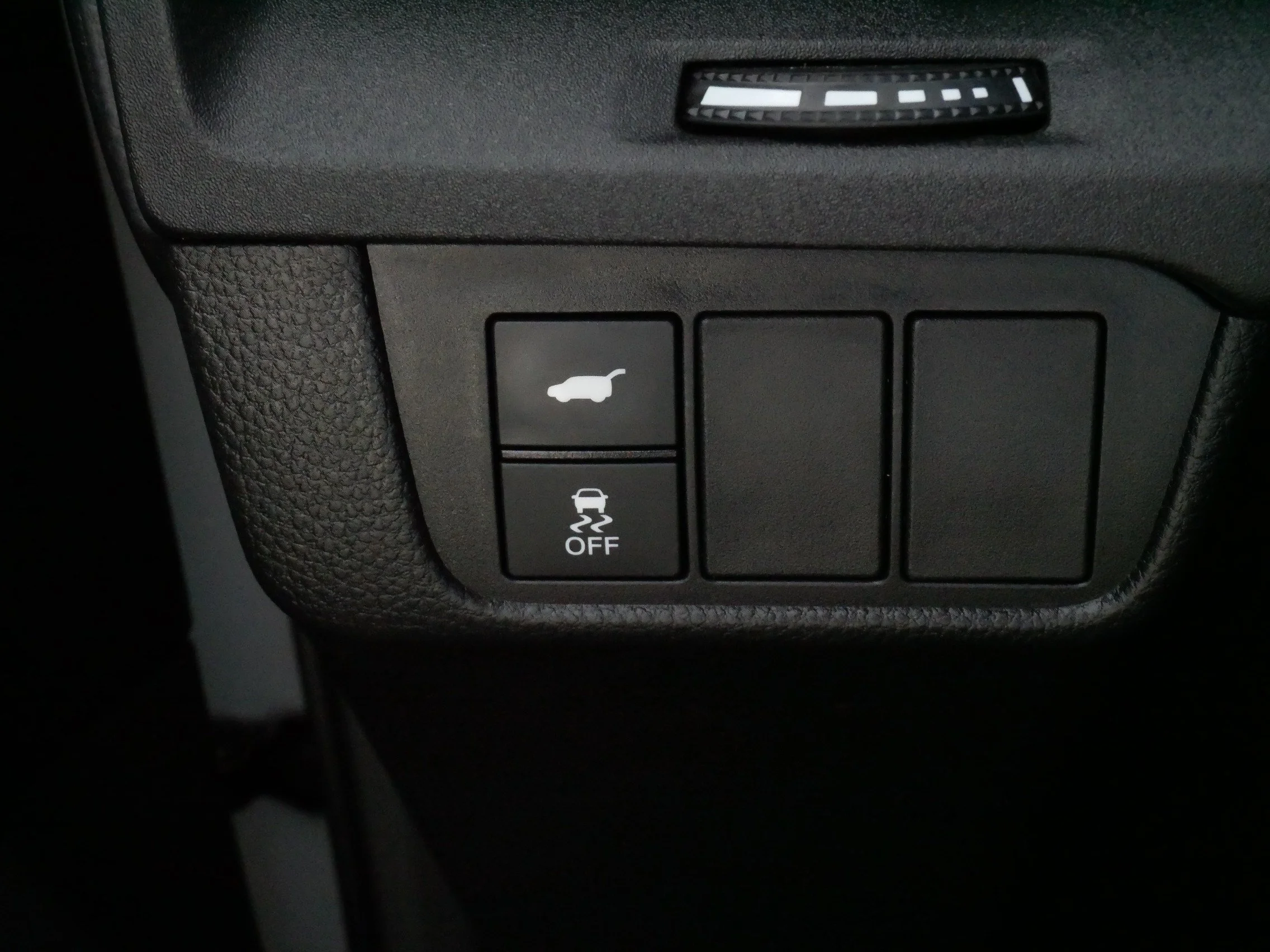 Certified Used 2025 Platinum White Pearl Honda Sport-L image 27