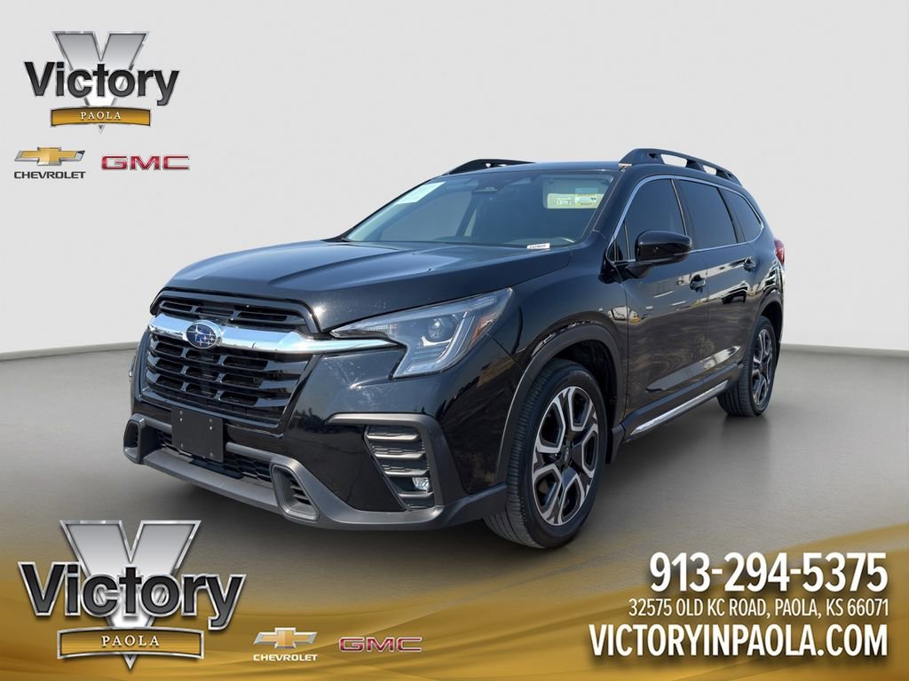 2024 Subaru Ascent Limited 7 Passenger's photo