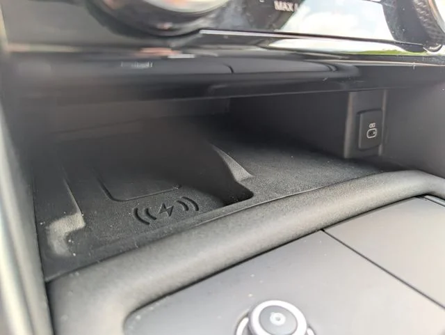 2024 Land Rover Discovery Dynamic SE - Photo 17