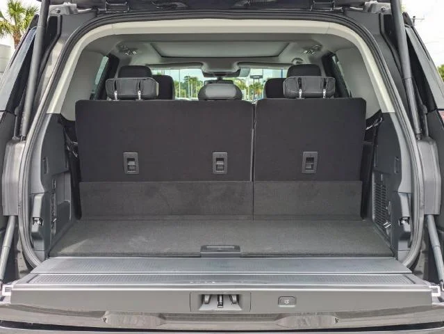 New 2026 Dark Matter Gray Metallic Ford Active image 47