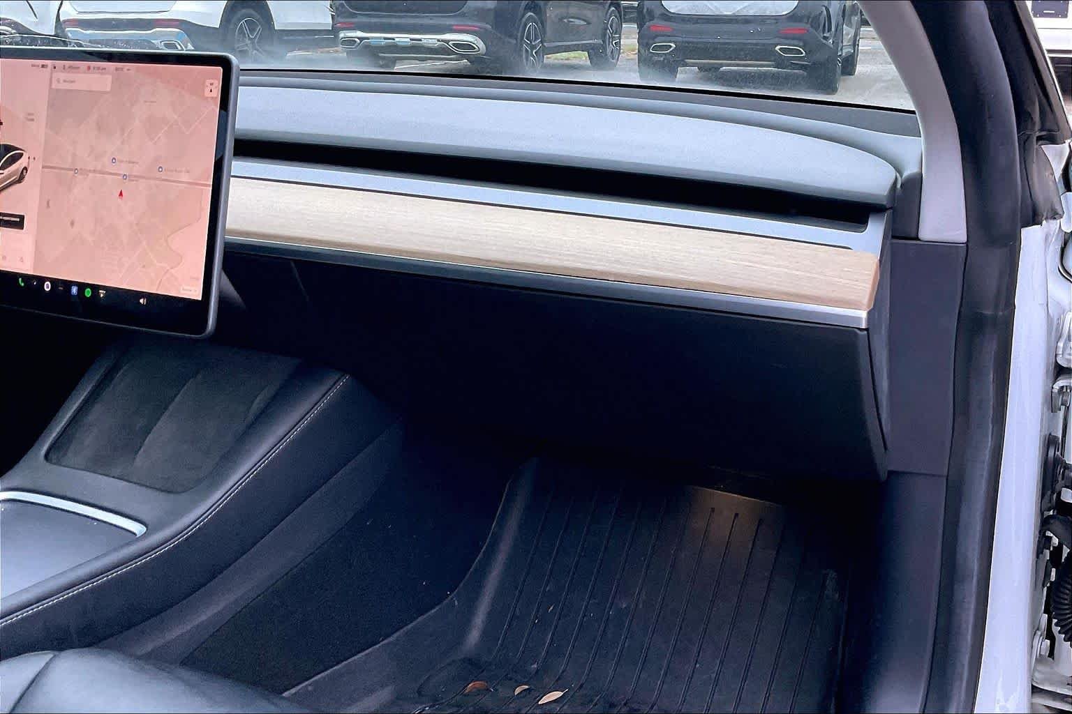 Used 2021 Pearl White Multi-Coat Tesla Long Range image 17