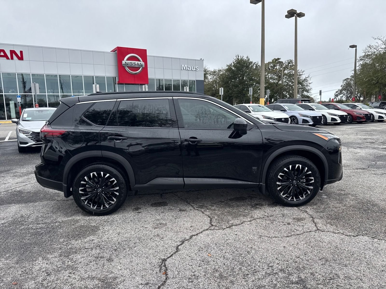 New 2026 Nissan Rogue Dark Armor 4D Sport Utility