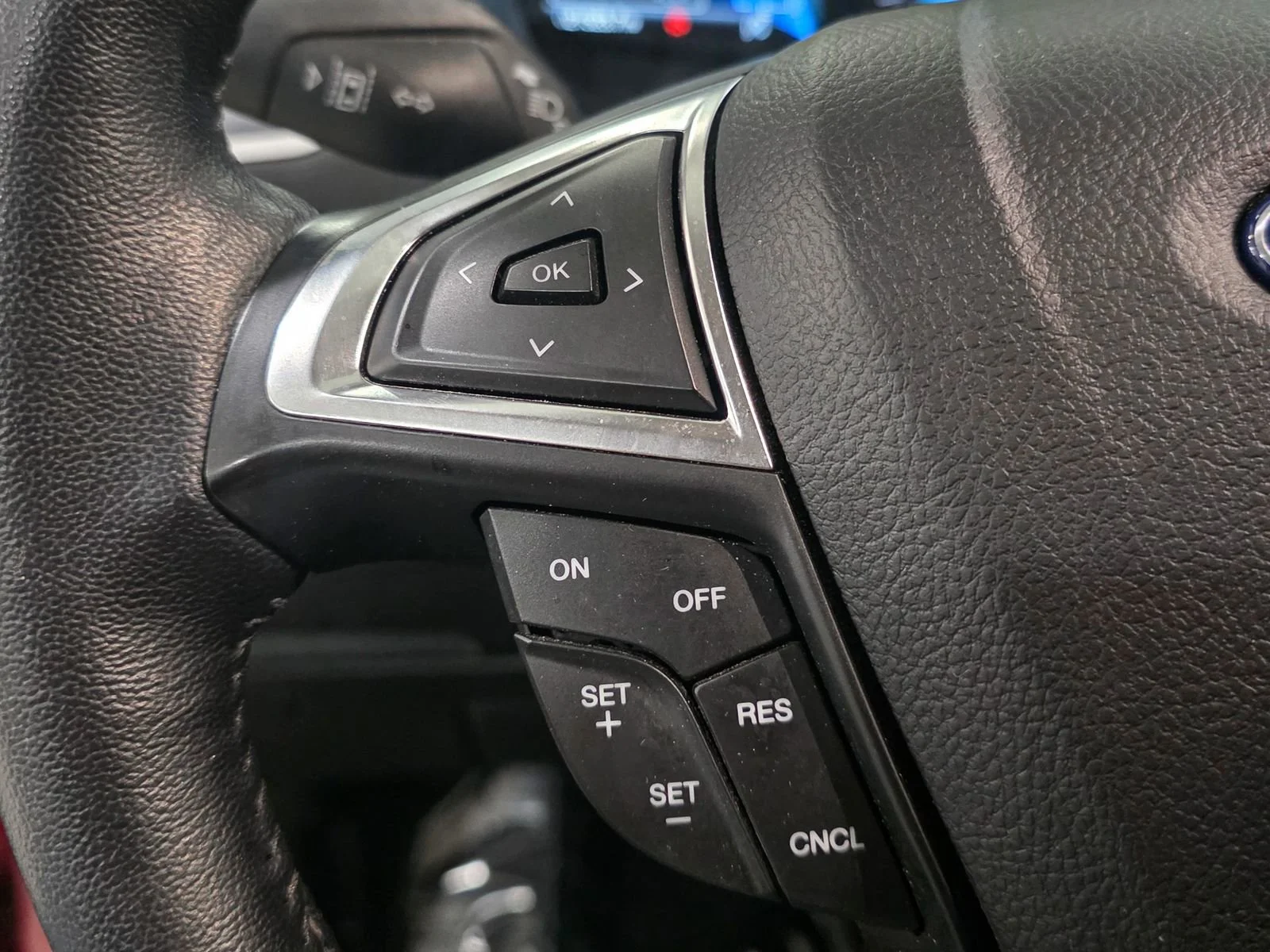 2023 Ford Edge SEL - Photo 33