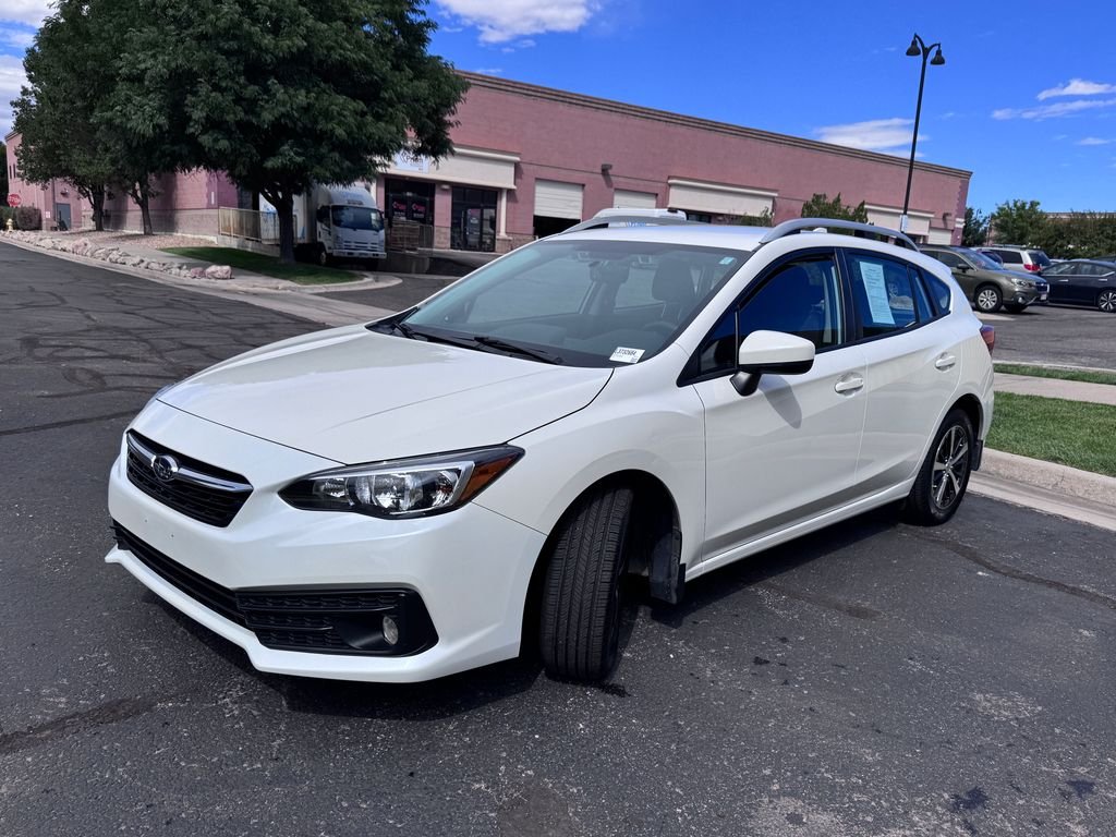 Used 2020 White Subaru Premium image 4