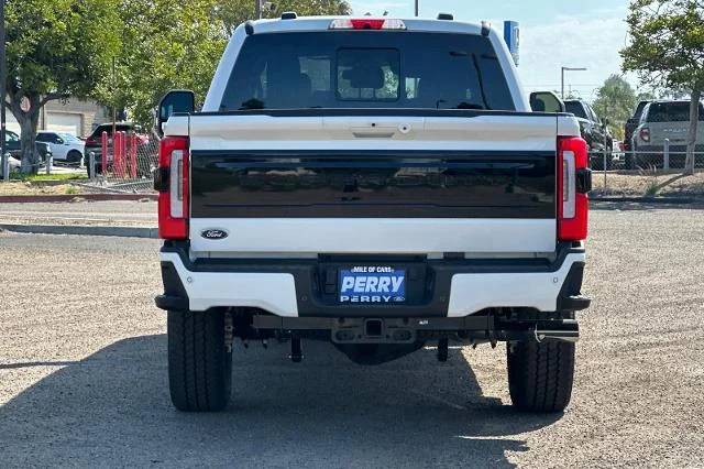 New 2026 Star White Metallic Tri-Coat Ford F-350® Platinum® image 27