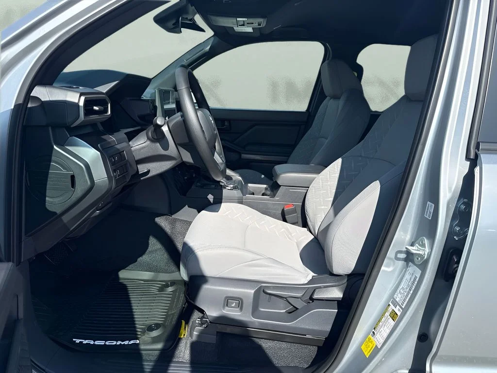 Used 2026 Silver Toyota SR5 image 9