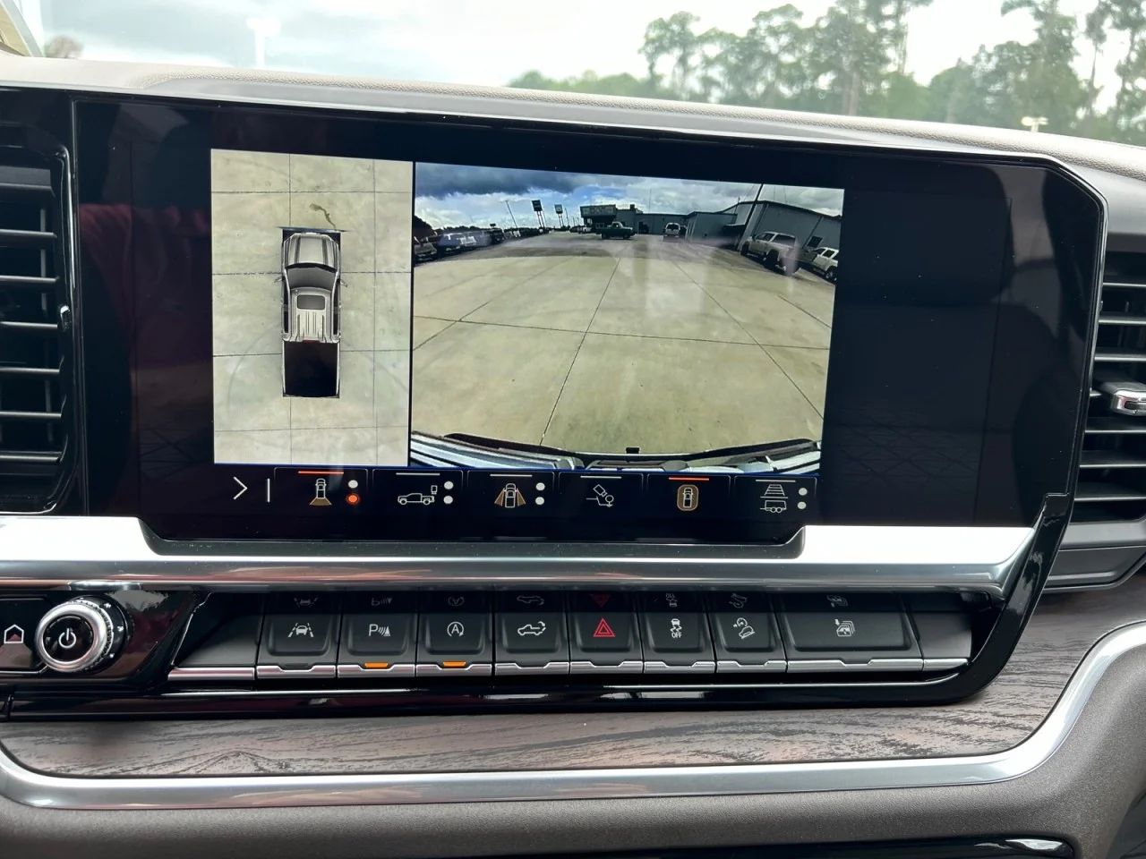 New 2026 Onyx Black GMC SLT image 13