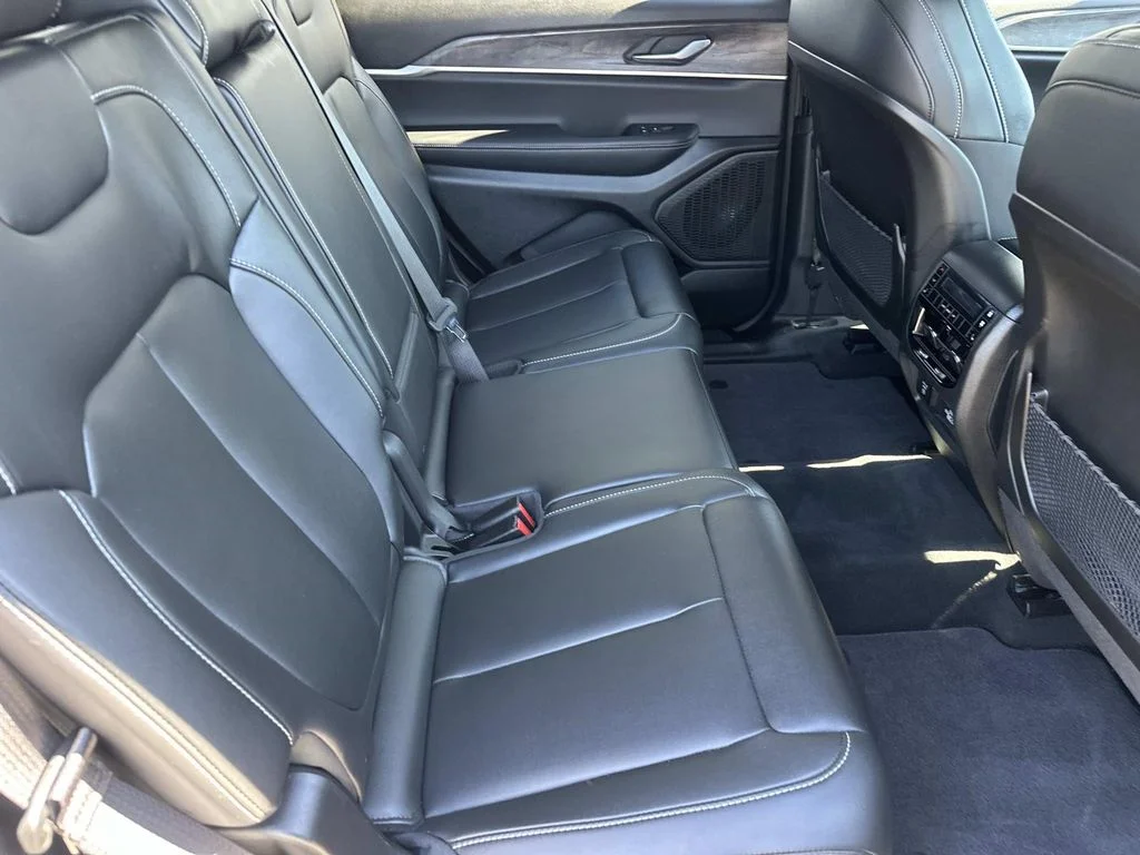 Used 2025 Gray Jeep Limited image 14